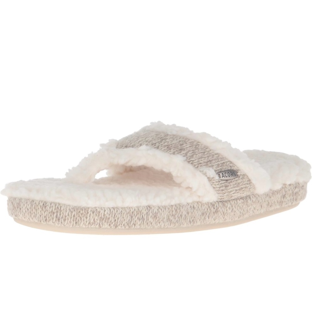 Acorn Women's Fuzzy Cream and Gray Slippers